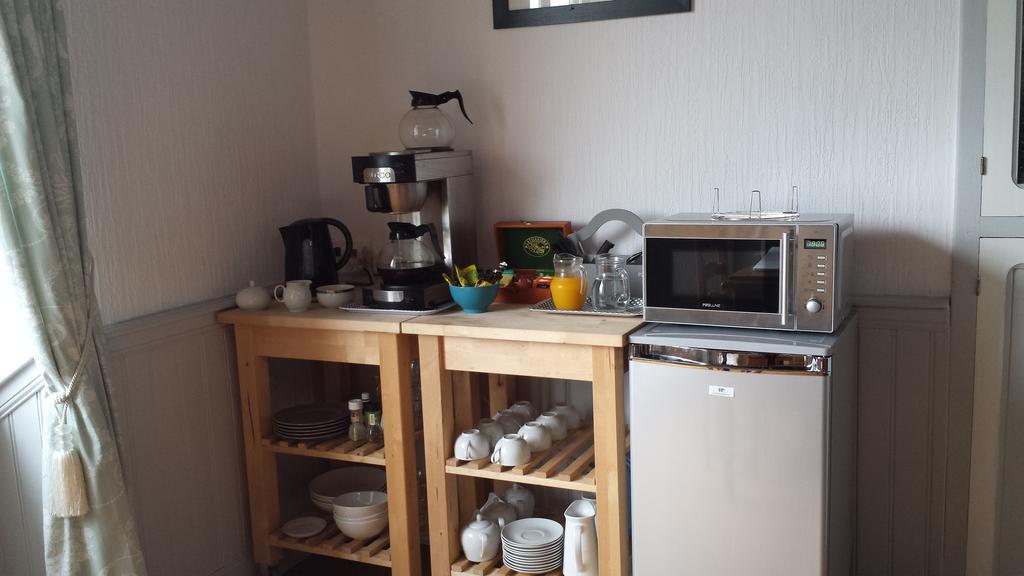 Les Tilleuls Bed & Breakfast Saint-Pe-Delbosc Bagian luar foto
