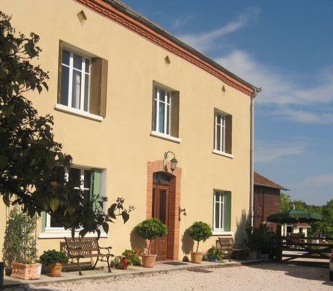 Les Tilleuls Bed & Breakfast Saint-Pe-Delbosc Bagian luar foto