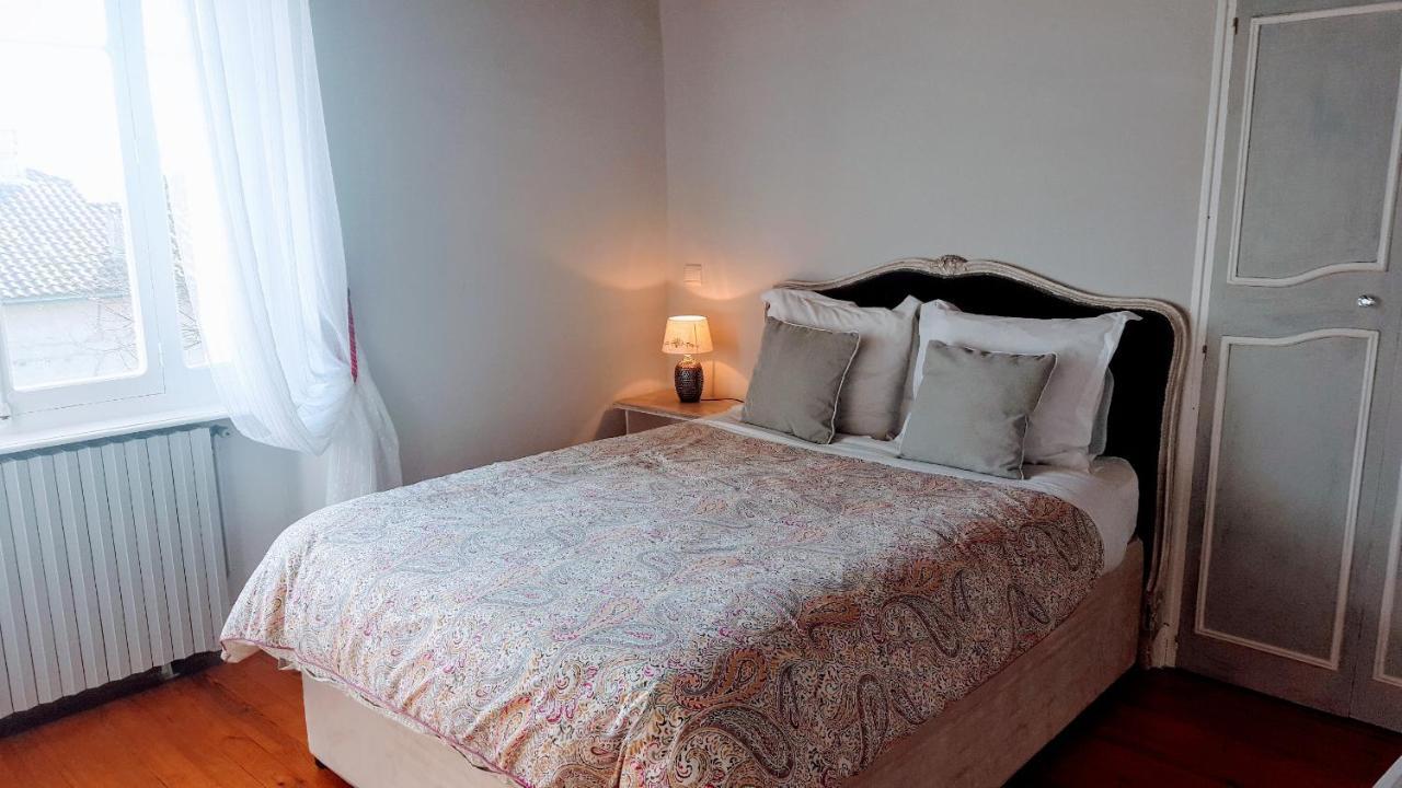 Les Tilleuls Bed & Breakfast Saint-Pe-Delbosc Bagian luar foto
