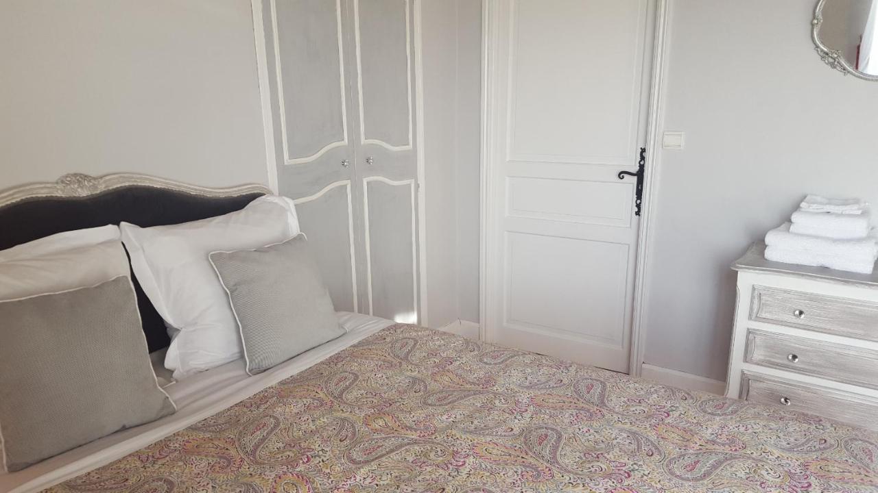 Les Tilleuls Bed & Breakfast Saint-Pe-Delbosc Bagian luar foto